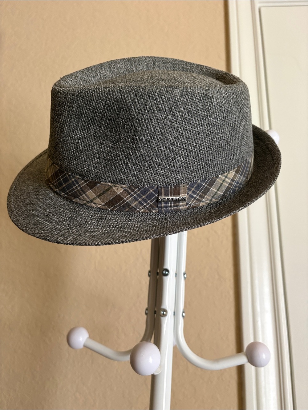 Stetson Fedora Gray Woven with Plaid Band and metal Stetson tag NEVER WORN!